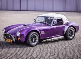 AC Cobra 427 Replica