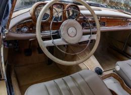 Mercedes-Benz SEB 220 SEB 