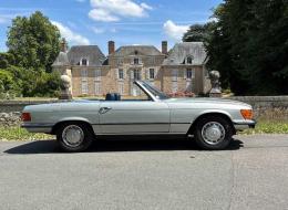 Mercedes-Benz SL 350SL R107