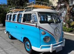 Volkswagen Combi T2 Samba Replica