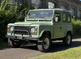 LandRover Defender 2.25 - 7 places