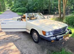 Mercedes-Benz SL 380