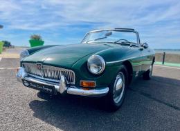 MG B ROADSTER