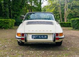 Porsche 911 2.2 E Targa 