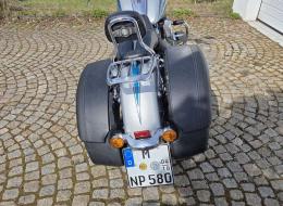 Moto Harley Davidson CVO Softail Deluxe