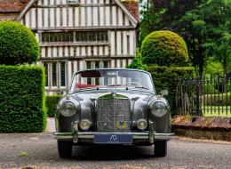 Mercedes-Benz Ponton 220 S Cabriolet | Matching Numbers | Restored