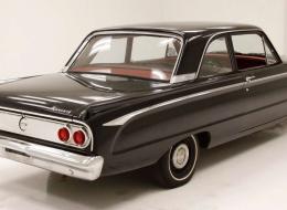 Mercury Comet Coupé 2 Door Sedan