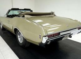 Oldsmobile Cutlass S Convertible