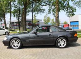 Mercedes-Benz SL 300