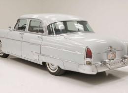 Lincoln Cosmopolitan Sedan