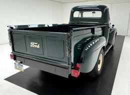 Ford Pick-up F3 3/4 Ton HD Long Bed