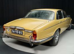 Daimler Double Six V12 5.3 L