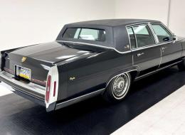 Cadillac Fleetwood Brougham4 Door Sedan