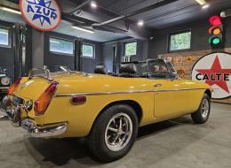 MG B Roadster