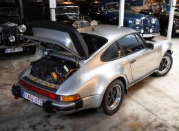 Porsche 911 Turbo 3.3L