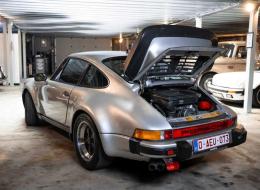 Porsche 911 Turbo 3.3L