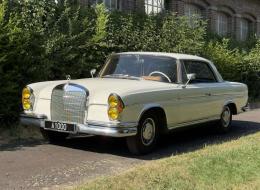 Mercedes-Benz SE 220 - W111 Coupé