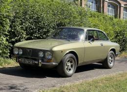 Alfa Roméo Giulia GT 2000 Bertone Coupé