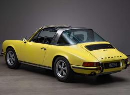 Porsche 911 S Targa 2,4 Ölklappe