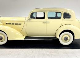 Packard 120 Series Sedan