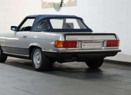 Mercedes-Benz SL 500 R107