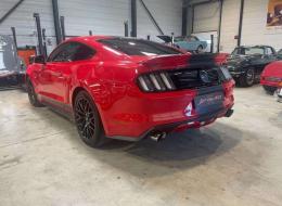 Ford Mustang Fastback 5.0 l v8 421 ch