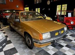 Opel Rekord E1 2,0 S 