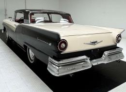Ford Fairlane 500 Skyliner Convertible