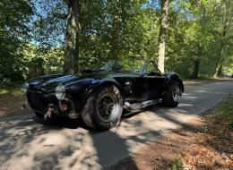 AC Cobra 427