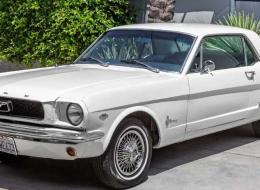 Ford Mustang Coupe V8 Pony pack