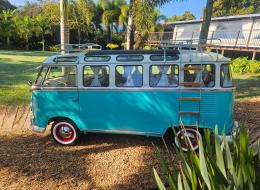 Volkswagen Combi T1 Samba Replica