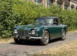 Triumph TR4