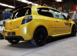 Renault Clio III RS F1 Team R27