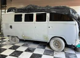 Volkswagen Combi T1 11 windows bus