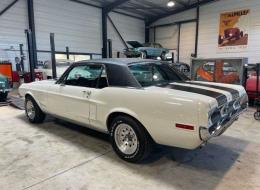 Ford Mustang Coupé V8 302 ci