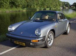 Porsche 911 Carrera