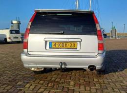 Volvo V70 R