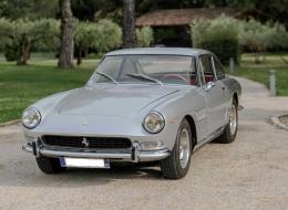 Ferrari 330 GT 2+2 série 2