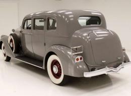 Pierce Arrow 1602 Sedan