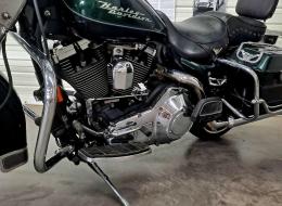 Moto Harley Davidson ROAD KING TOURING Type FLHRI