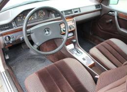 Mercedes-Benz CE 230