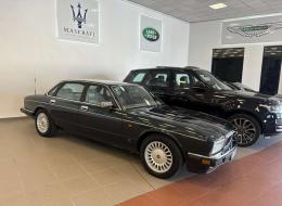 Jaguar Série - XJ 40 V12 6.0L