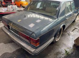 Rolls-Royce Silver Spirit