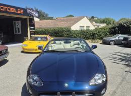 Jaguar XK8 CONVERTIBLE