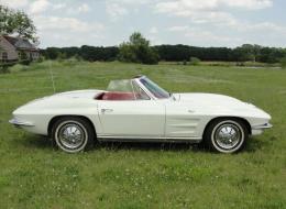 Chevrolet Corvette C2 Sting Ray Cabriolet