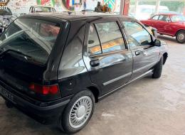 Renault Clio Baccara 1.7