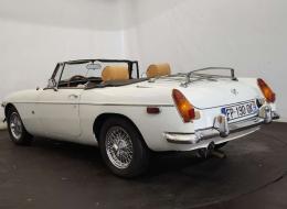 MG B