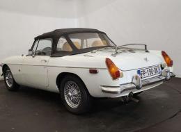 MG B