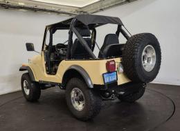Jeep CJ 5
