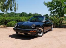 Porsche 911 Carrera 3.2 231 ch - Historique limpide